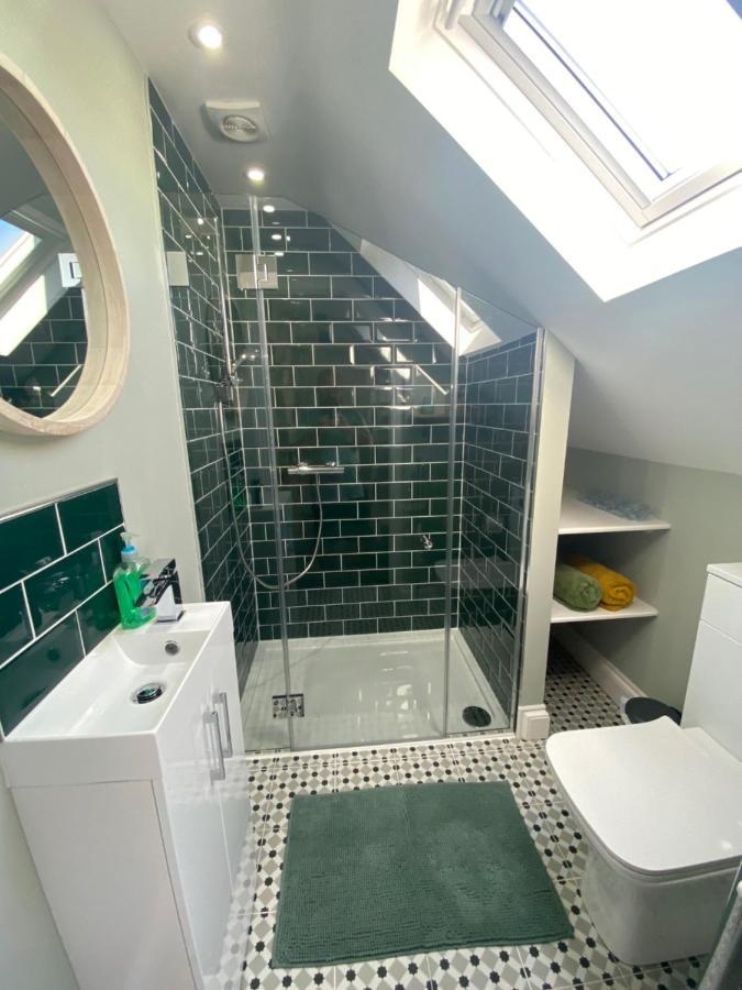 East Llanteg Guest House Амрот Екстериор снимка